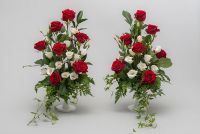 1) Ruusu - Eustoma - Muratti